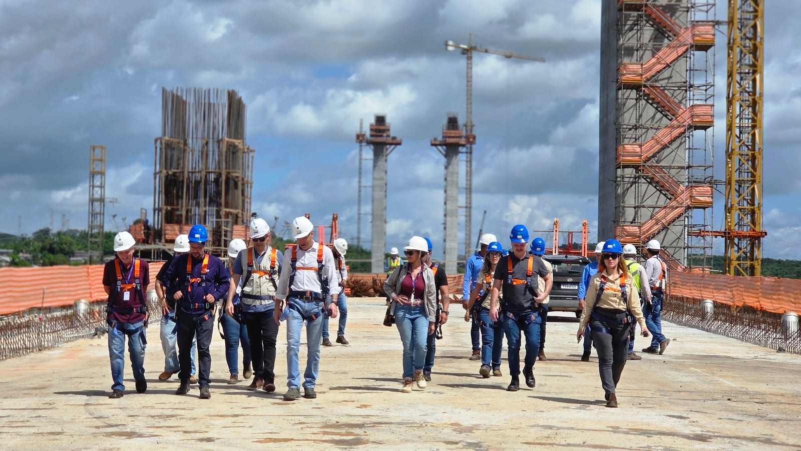DNIT acompanha avanço das obras da Ponte sobre o Rio Xingu durante visita técnica